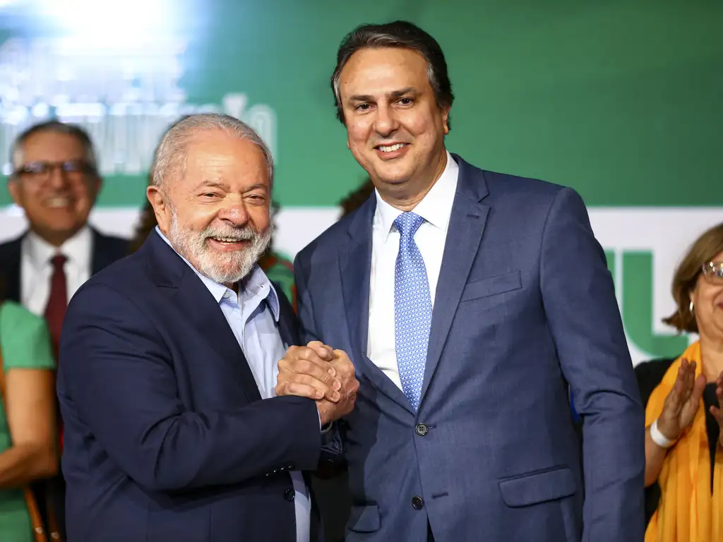 Presidente Lula e o Ministro Camilo Santana
